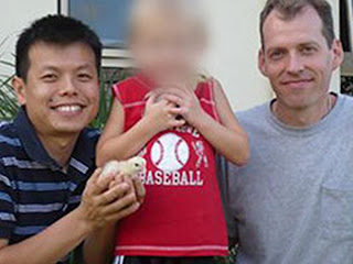 Catolicidad: PAREJA HOMOSEXUAL EXPLOTA SEXUALMENTE A NIÑO RUSO ...