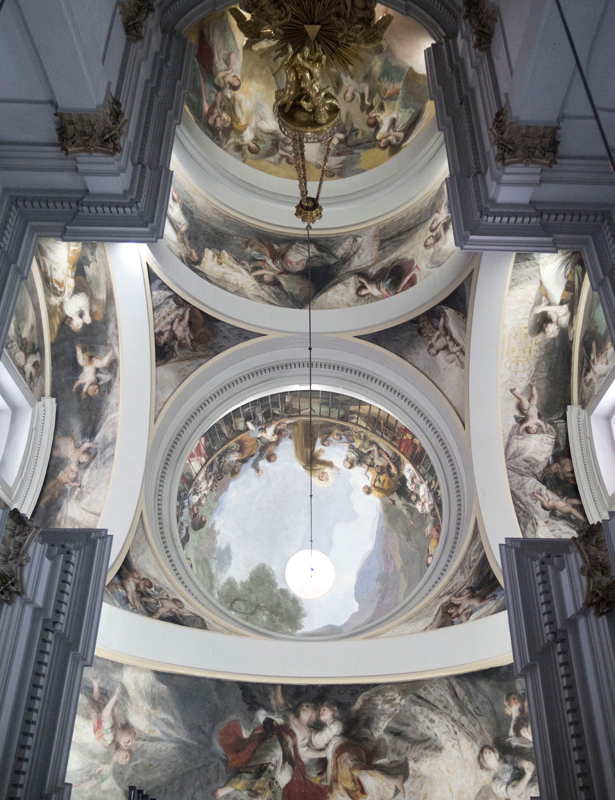 Instantes, fotos de Sebastián Navarrete: Ermita de San Antonio de la Florida,...