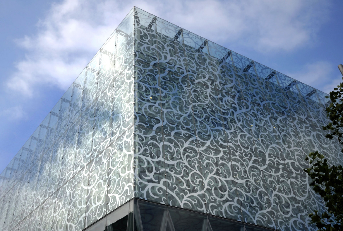 What is Ornament ? The mind of architecture