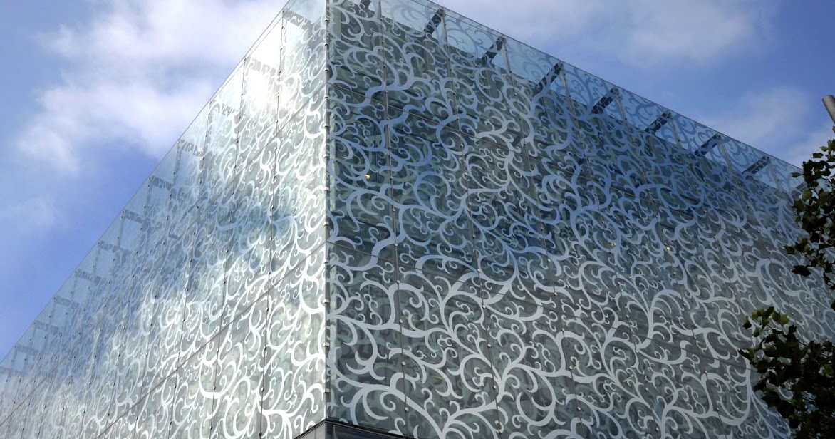 What is Ornament ? The mind of architecture