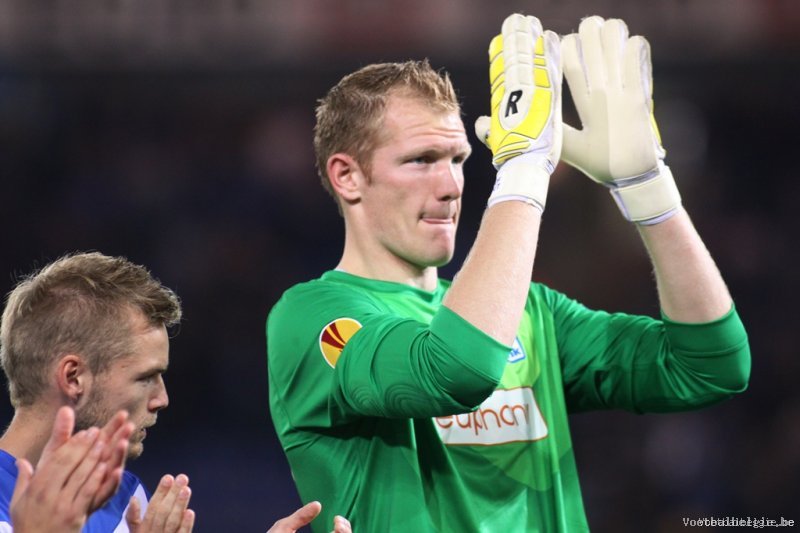 Sport News Around The World 5 of The Tallest Player in World Football