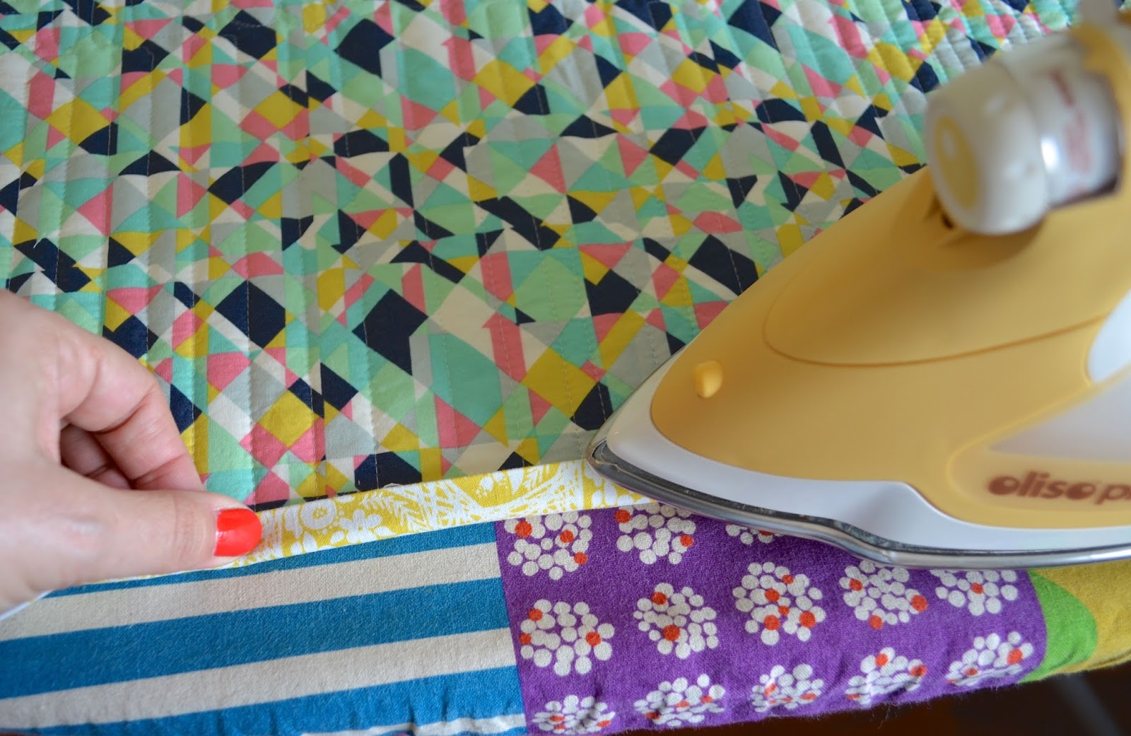 she can quilt Quilt Binding Tutorial hand and machine stitched