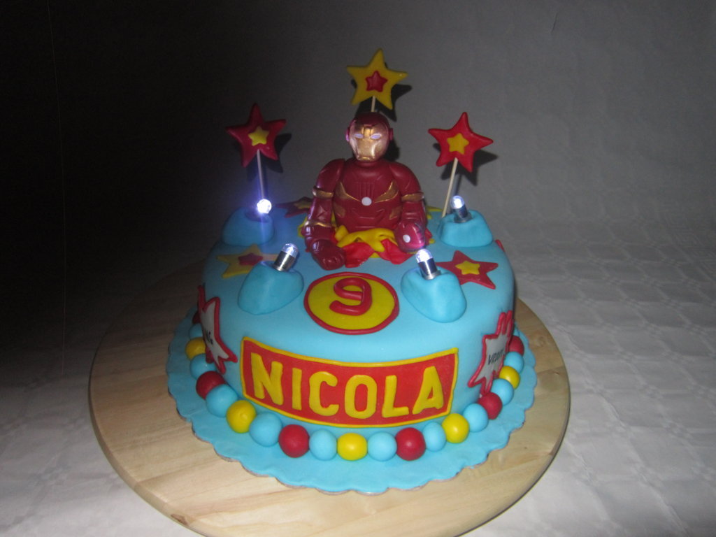 LODOCAKE Cake iron man