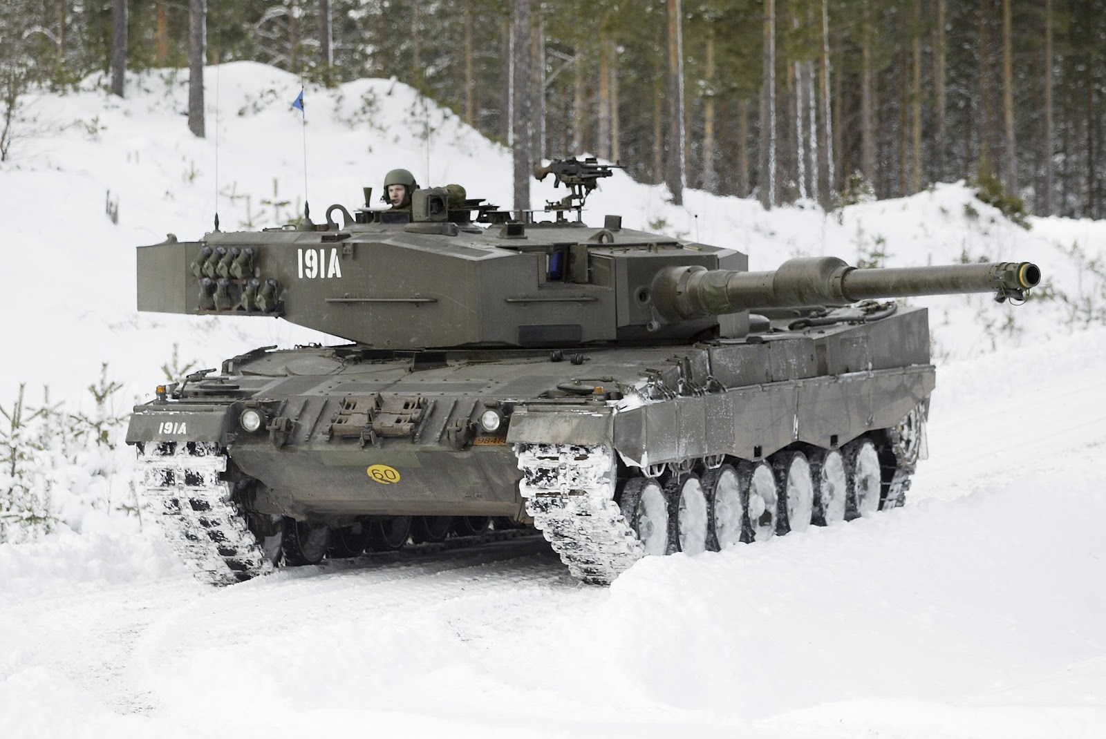 SNAFU! Norwegian army can only defend an area of about 600 square