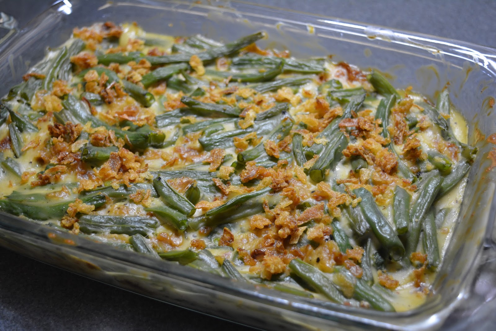 BakeaMania Easy Green Bean Casserole