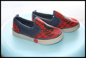 Spiderman Sneaker Price:RM55 per pair Size:6(14.5cm)