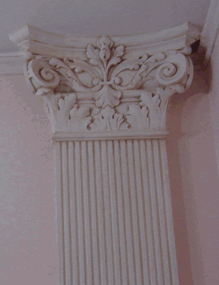 Lesena elemento architettonico decorativo di una parete e  leggermente sporgente dalla parete stessa