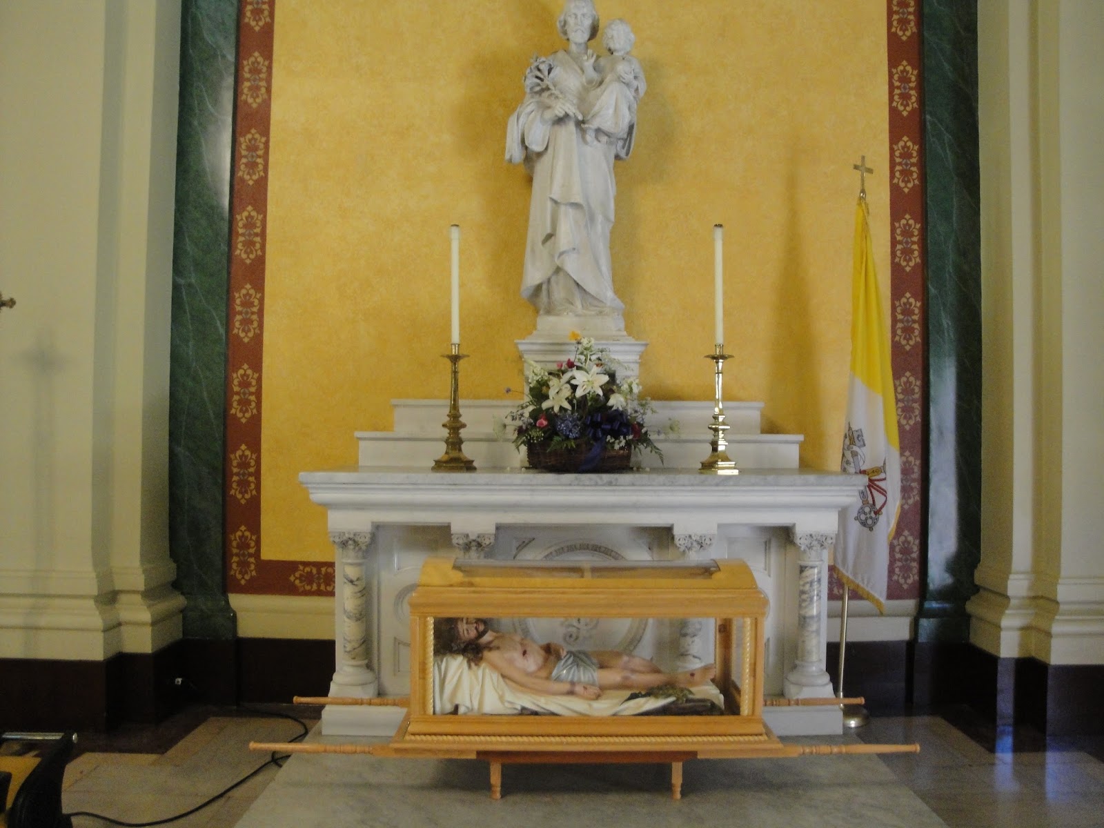 150 Churches Church 51 St. Joseph, Newport