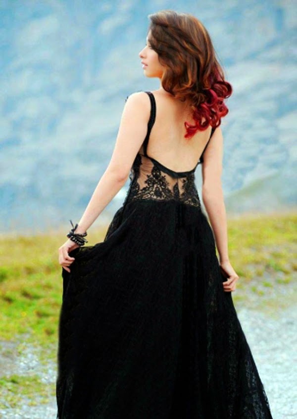 Bollywood And Tollywood Actress Tamannah Hot in Black Backless Dress