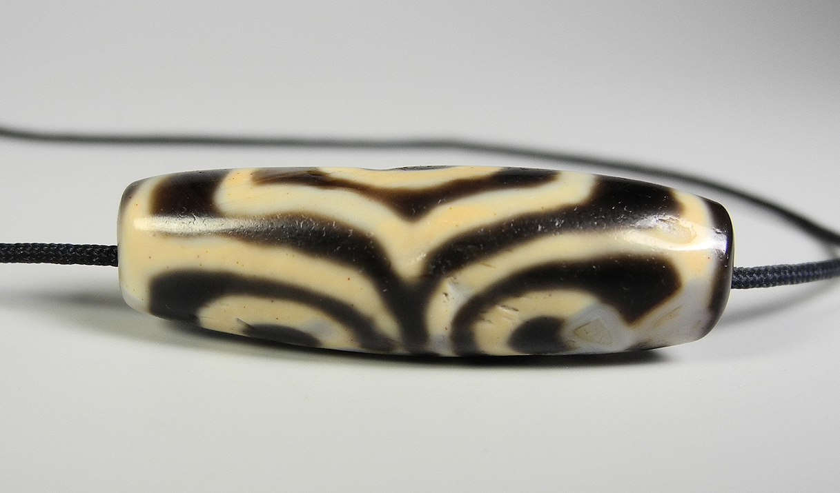 Tibetan dZi and other Himalayan Beads What is a dZi bead?