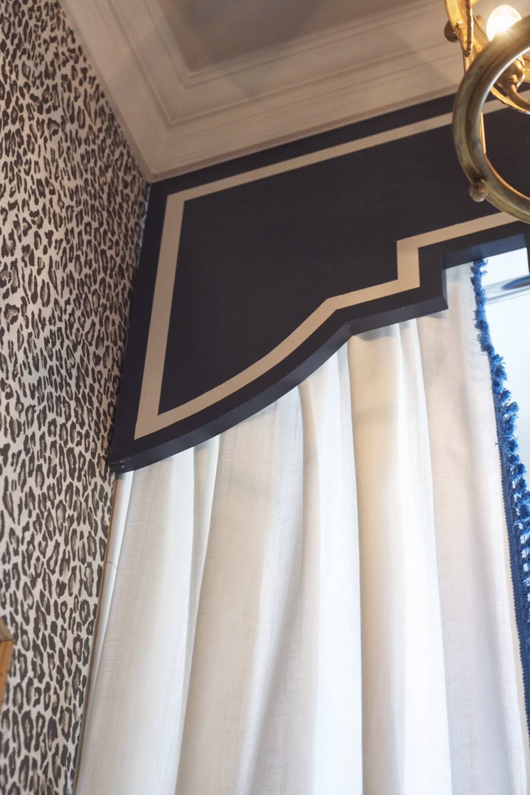 design dump diy tub valance (+ first look at my girls finished bathroom)