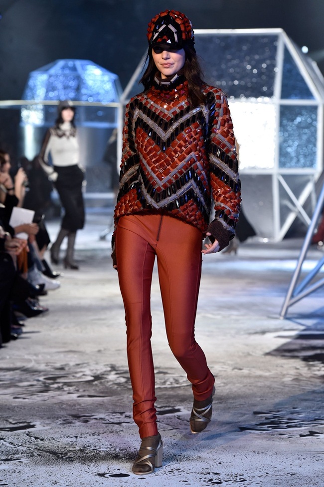 H&M Studio 2015 AW RTW, Kendall Jenner H&M Studio Fall 2015 Beaded Turtleneck Sweater