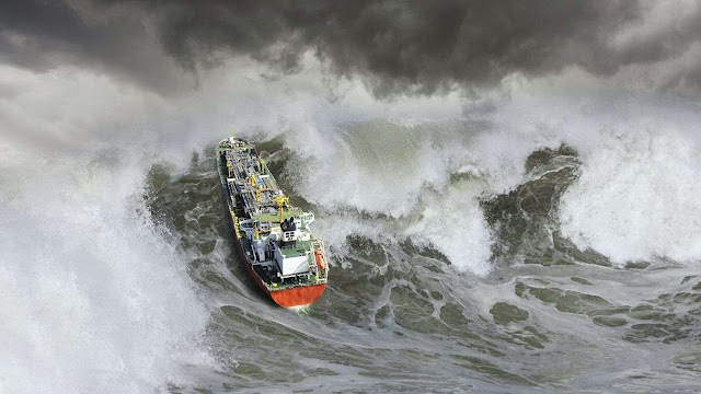 9 Strangest Ocean Phenomena You Wouldn't Believe Actually Exists!