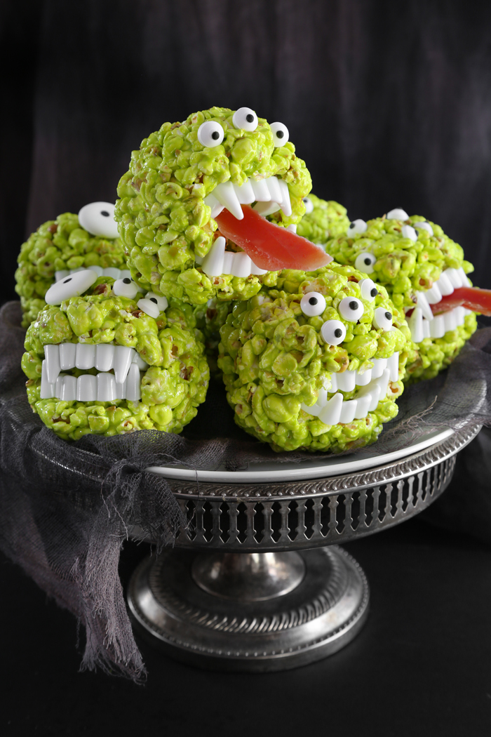 Monster Popcorn Balls | Sprinkle Bakes