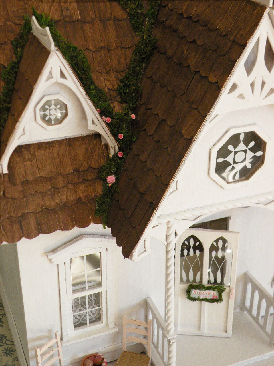 Cluberas: MUNDOS EN MINIATURA: CYNTHIA’S COTTAGE DESIGN