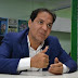 ‘Com a faca e o queijo’: Ano será de barganha para prefeitos baianos, diz Eures Ribeiro