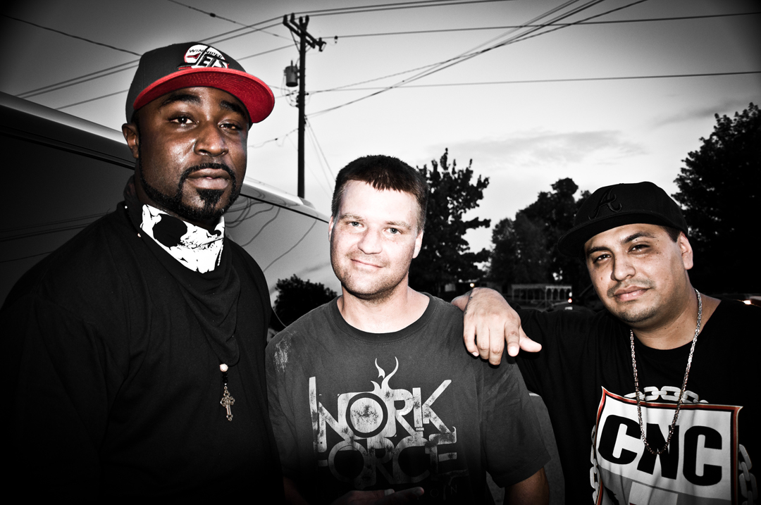 Three 6 mafia. Dj paul three 6 mafia рука. Like three 6. Three 6 mafia. Three 6 mafia.