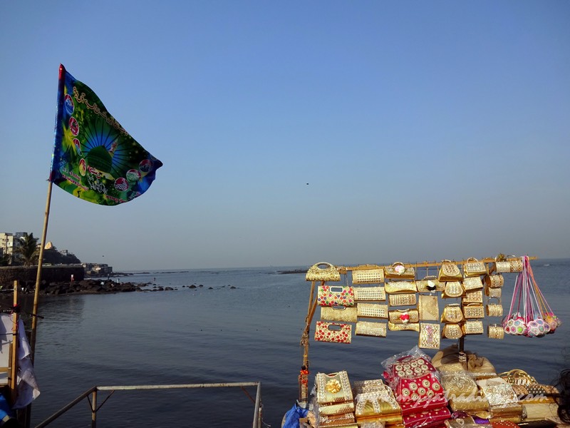 Knick knack shops at Haji Ali Dargah causeway, Mumbai Knick knack shops at Haji Ali Dargah causeway, Mumbai