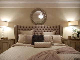Beautiful And Romantic Bedroom 