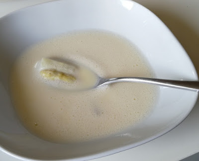Spargelcremesuppe, legiert Spargelcremesuppe, legiert; Rezept für Spargelcremesuppe