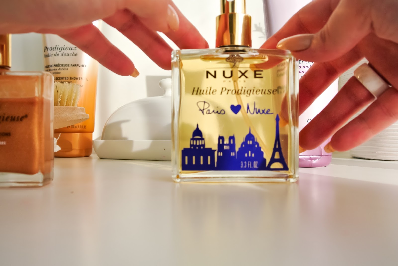 pece-o-telo-nuxe-kosmetika-suchy-olej