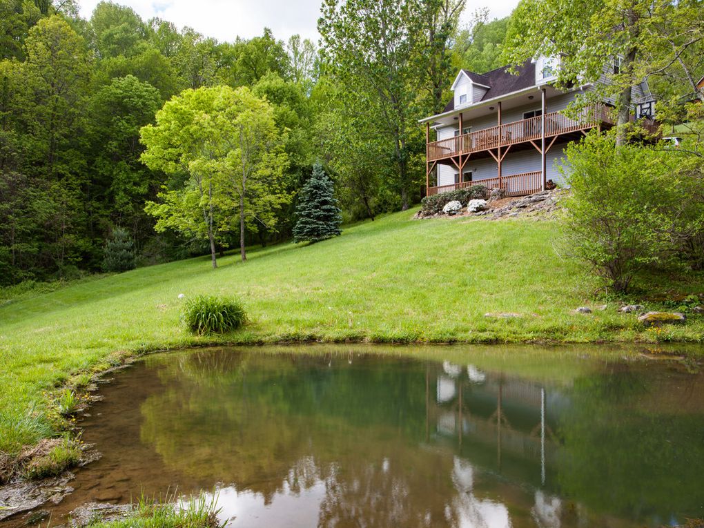 North Carolina Charming Mountain Dream Home Waynesville North Carolina