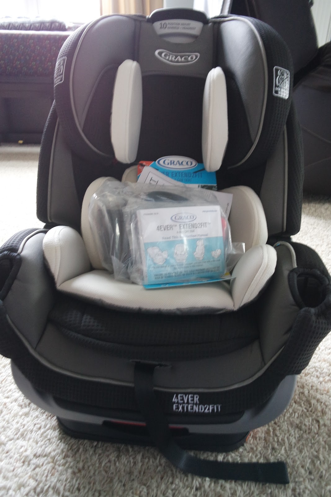 Dad of Divas' Reviews Graco 4Ever™ Extend2Fit™ 4in1 Car Seat The