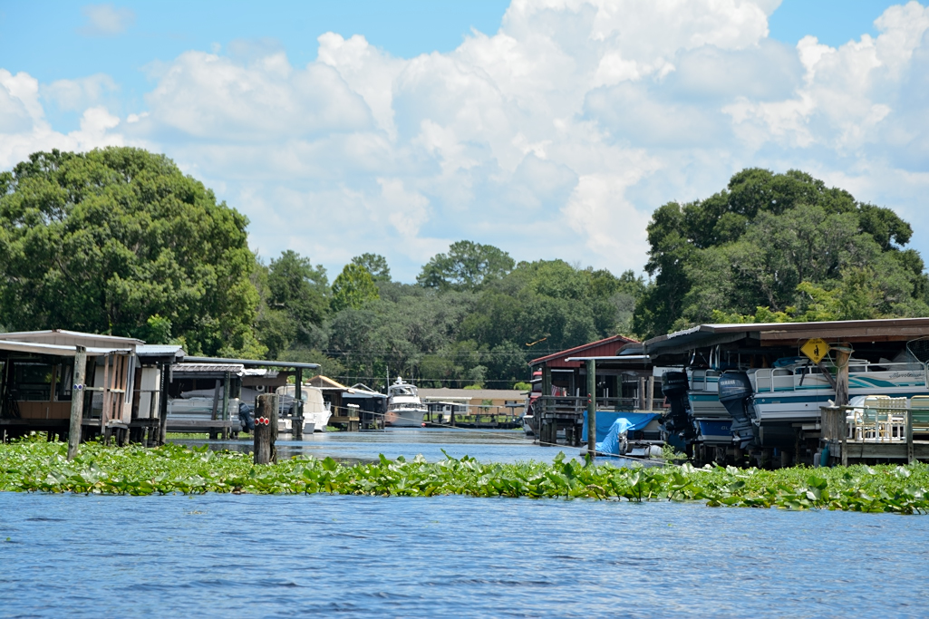 Drift Away Boating on Lake Florida
