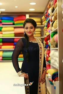 Anu Sithara Cute HD Images And Beautiful Wallpapers Navel Queens Anu Sithara Cute HD Images And Beautiful Wallpapers Navel Queens