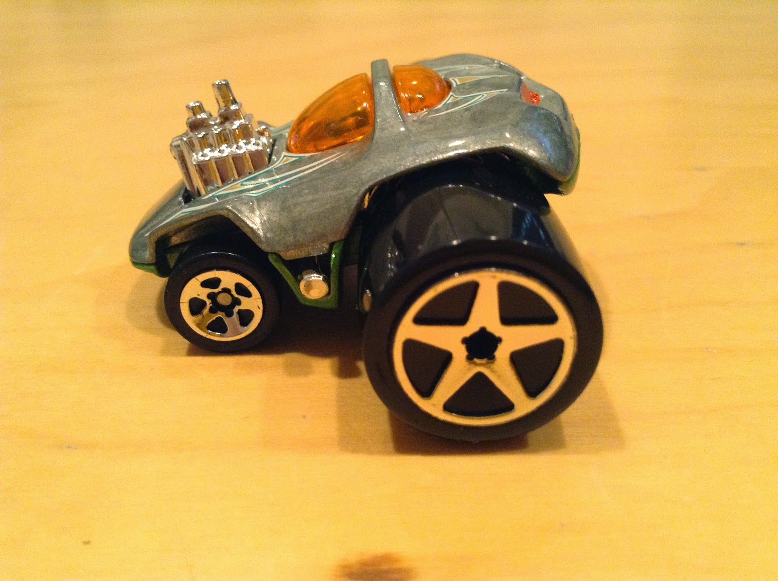 JULIAN'S HOT WHEELS BLOG Fatbax Silhouette (Zamac 2004 First Editions)