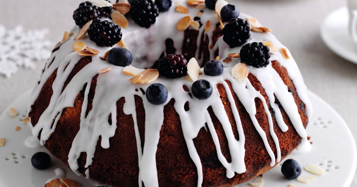Blackberry and Blueberry Cake Recipe