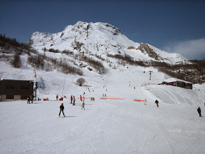 Ski in Gourrete, French Pyrenees