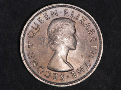 NEW ZEALAND Crown coin Queen Elizabeth II