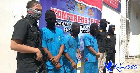 BNN Aceh Sita 20 Kg Sabu dari DPO Sindikat Internasional BNN Aceh Sita 20 Kg Sabu dari DPO Sindikat Internasional