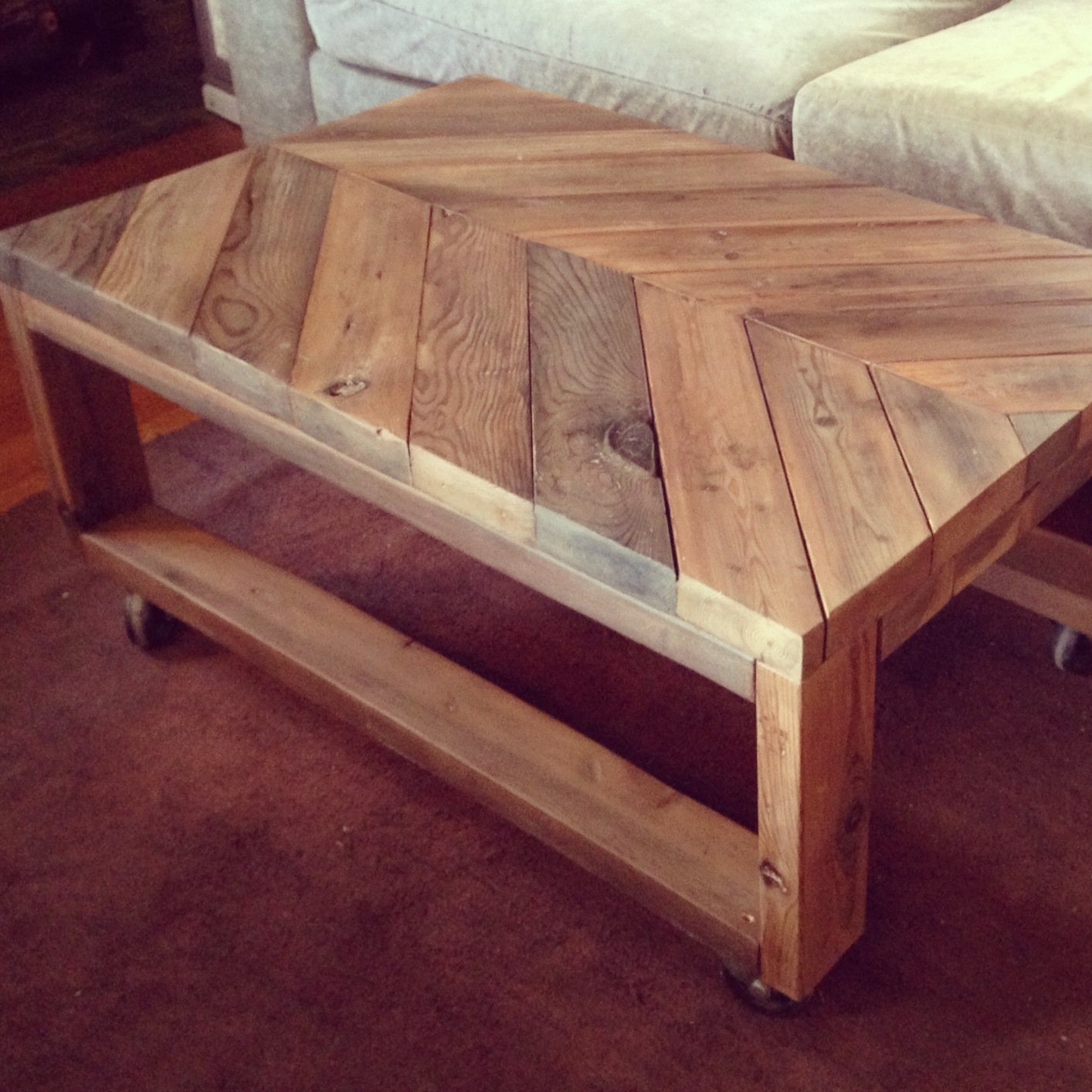 SimplyCozyRestoration Chic Chevron Coffee Table from scratch