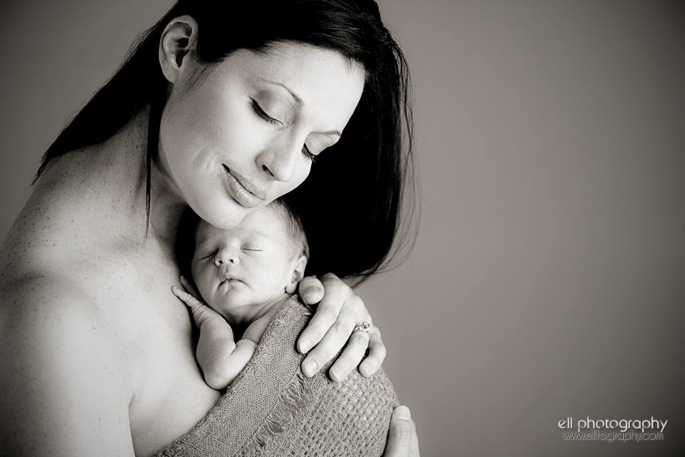 maternity and newborn photographers