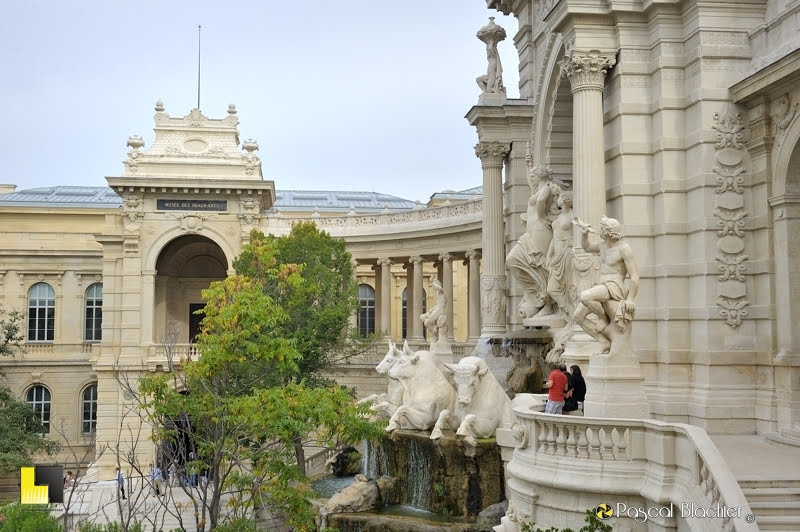 balcon de la fontaine palais longchamp photo Pascal Blachier