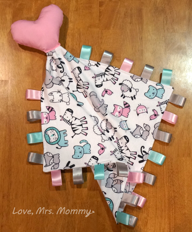 Love, Mrs. Mommy DIY Lovey Blanket with Ribbons and Stuffed Heart!
