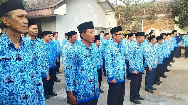 Peserta upacaara HUT RI ke-72 BPHW IV. Peserta upacaara HUT RI ke-72 BPHW IV.