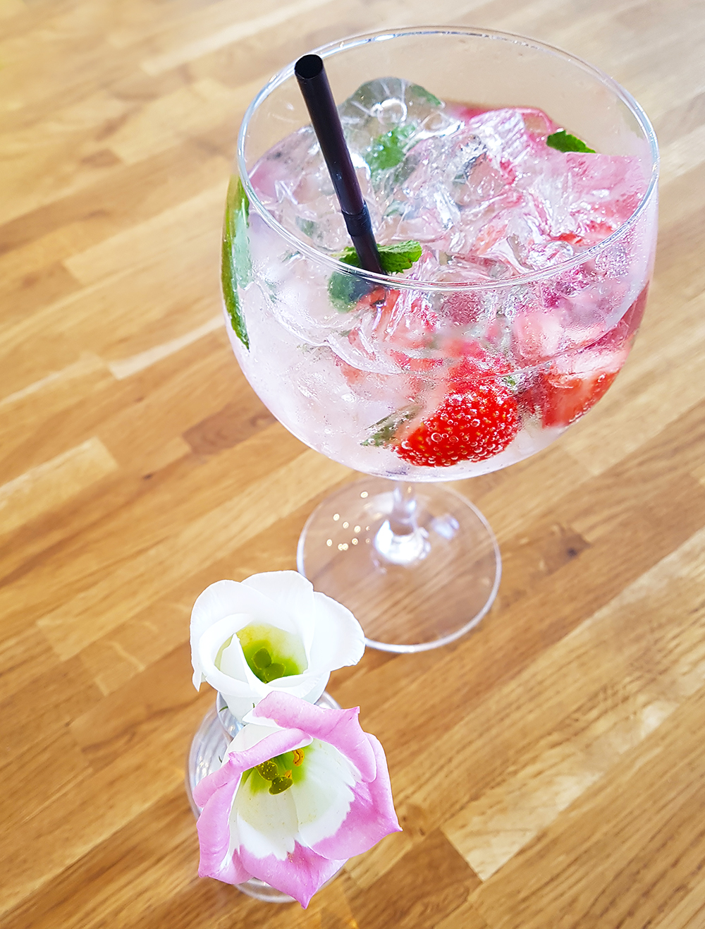 Gallery 48 Dundee Gin Bar Best bars in Dundee