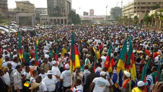 2 Photos: Thousands march in Cameroon to show support for troops fighting Boko Haram