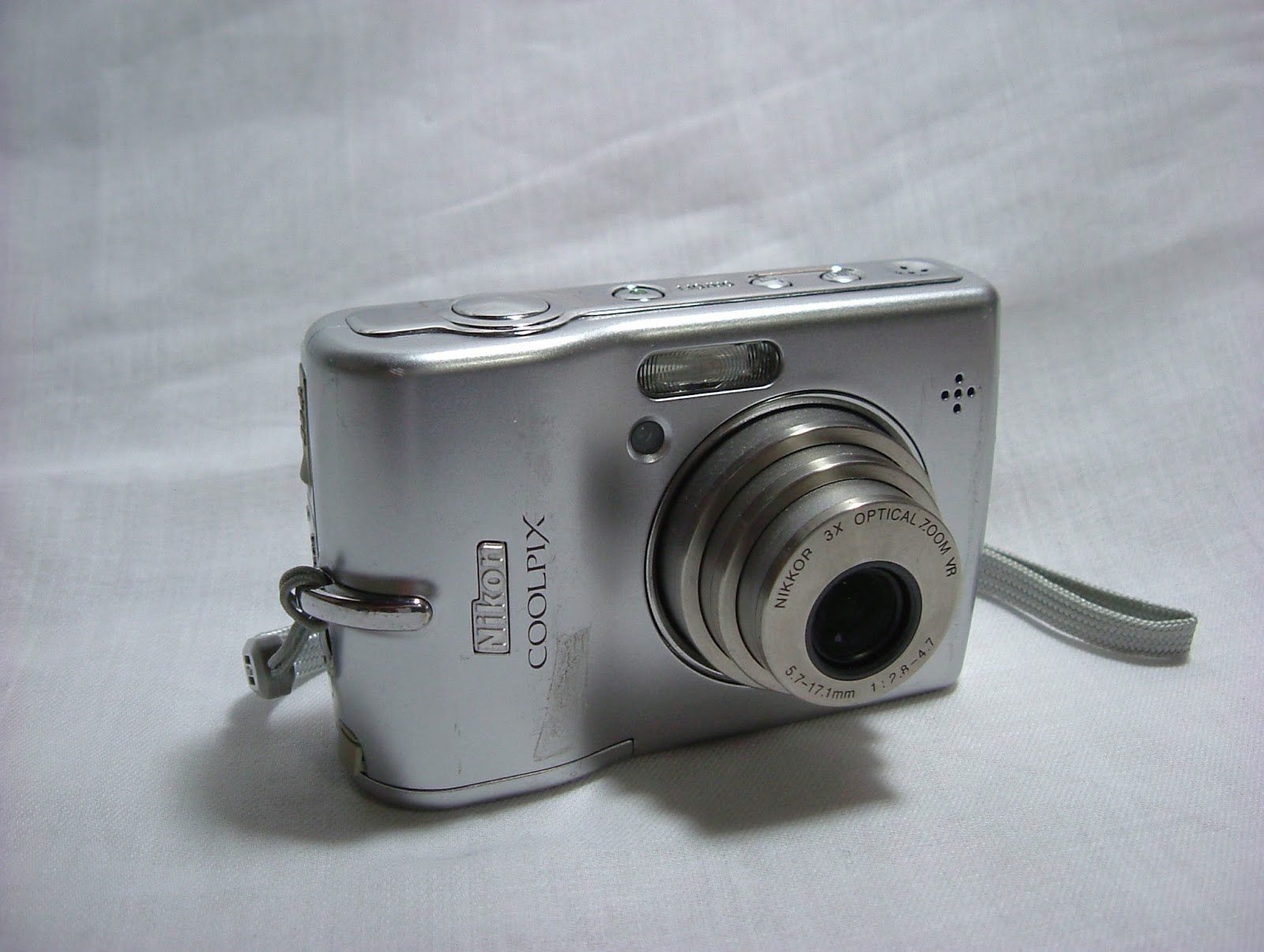 PC生活 デジタルカメラ＞覚書 Nikon COOLPIX L12（発売：H11.03.25）