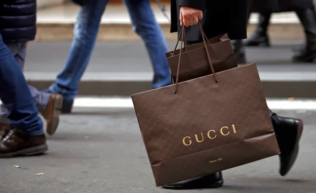 Buyers Waiting in Line To Visit Gucci Outlet during Sale Time Editorial  Photo - Image of consumerism, shopping: 180445976