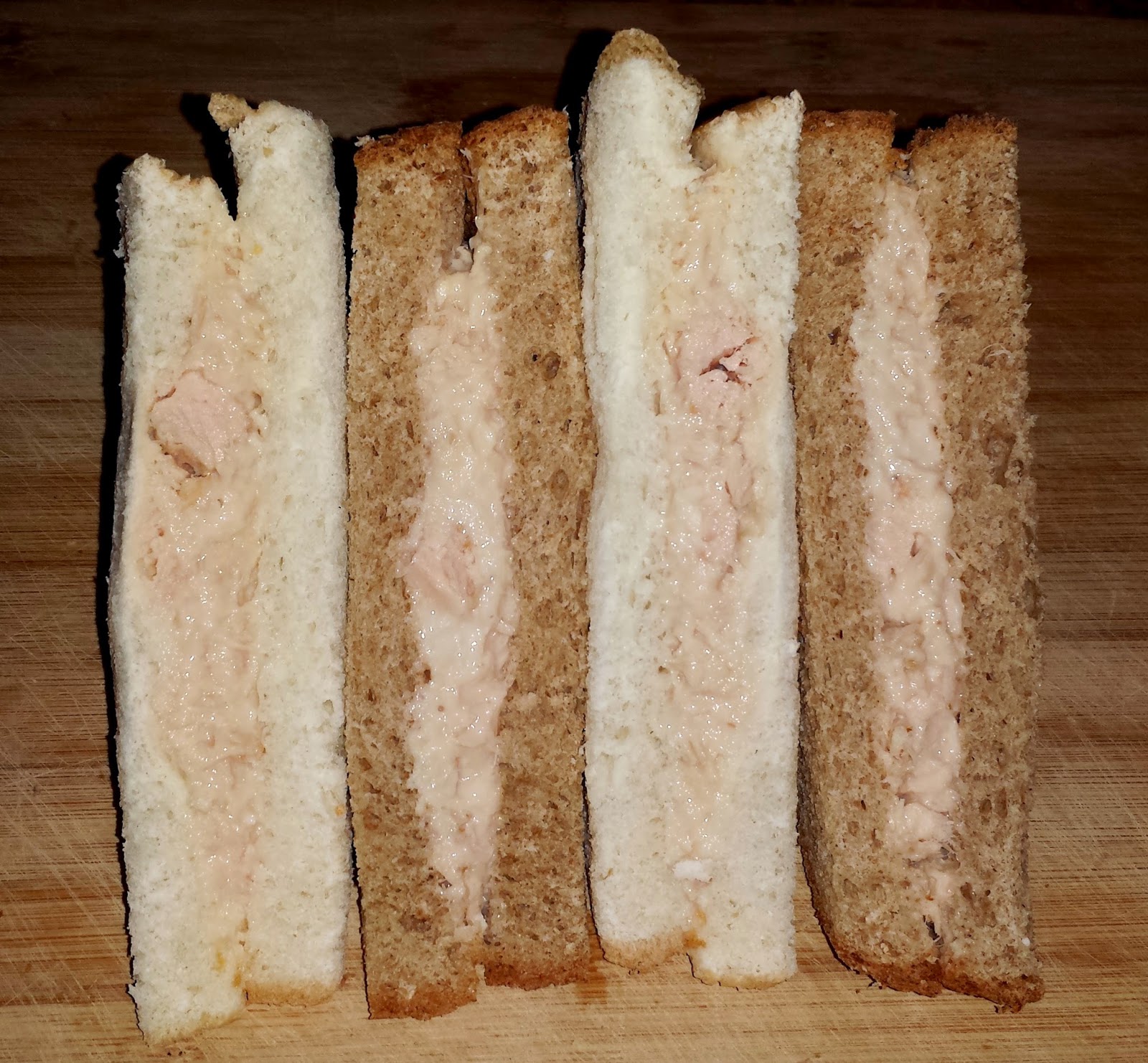 Rebecca's Amazing Creations Classic Tuna Sandwich