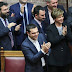 Κυκλοφορεί βίντεο που δείχνει υπουργό της κυβέρνησης να παίρνει «τσάντα με μωβ χαρτάκια»;