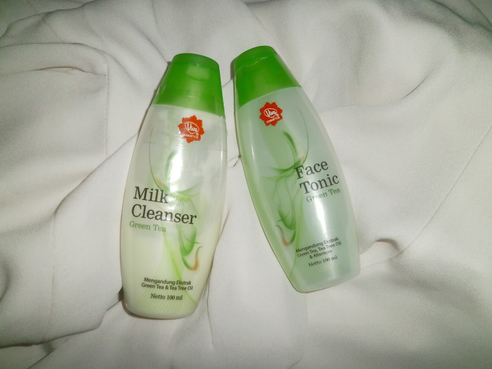 Review Variant Viva Cleanser ( Viva Milk Cleanser Green Tea dan Viva