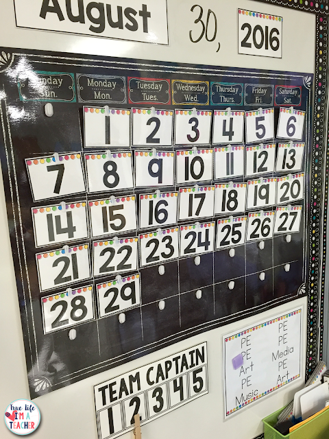 A detailed picture tour of setting up, organizing, and decorating a 1st grade classroom.