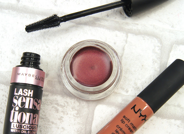 maybelline color tattoo 24hr cream eyeshadow metallic pomegranate review swatch