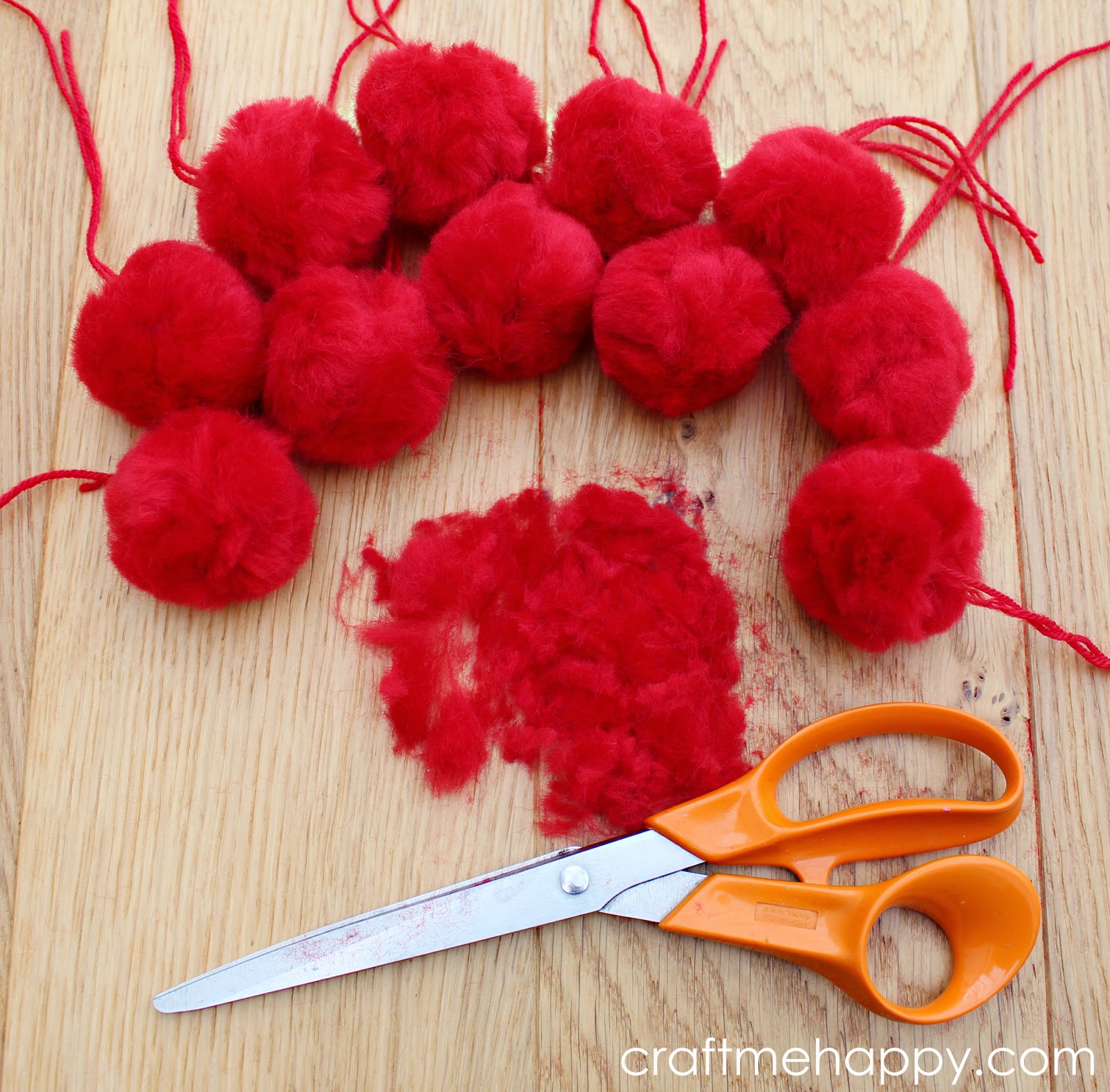 How to Make the Quickest, Fluffiest Pom Poms Ever. Craft me Happy