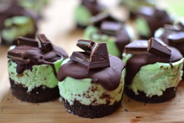 Andes Mint Mini Cheesecakes #cheesecake #desserts